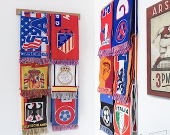 Sport scarfs display rack- Football Soccer scarves display Holder-Support d&#39;écharpe - Oak and Brushed Stainless Steel