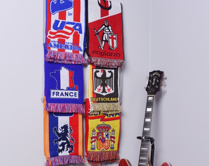 Sport scarfs display rack- Football Soccer scarves display Holder-Support d'écharpe - Estante de bufanda de fútbol- Porta sciarpa da calcio