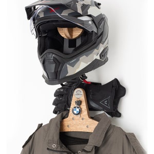 Soporte de pared para casco de motocicleta, soporte de pared para casco con  2 ganchos, corte láser, soporte colgante fresco para casco, colgador