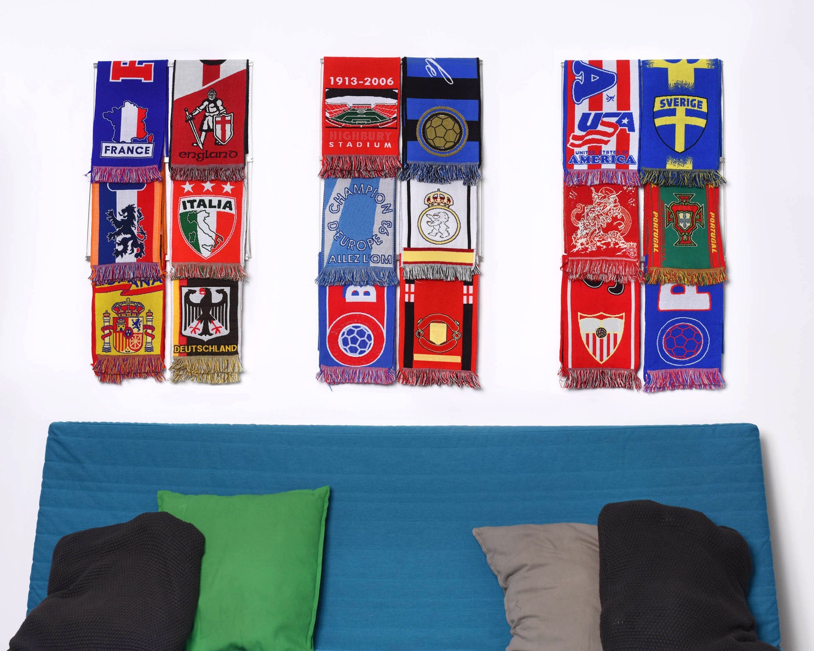 Sport Scarfs Display Rack- Football Soccer Scarves Display Holder ...