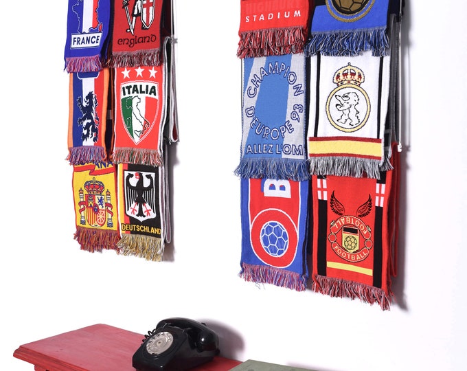 Sport scarfs display rack- Football Soccer scarves display Holder-Support d'écharpe - Football scarf rack- Porta sciarpa da calcio
