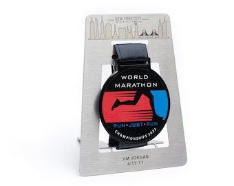 Exhibidor de medallas de Nueva York personalizado - Grabado láser de acero inoxidable de alta calidad - Regalo para maratonistas - Organizador de colección de medallas