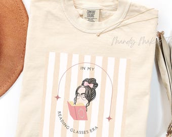 Vintage Bookish Doodle T-shirt, Reading Mom Graphic Tee, Reading Glasses Era