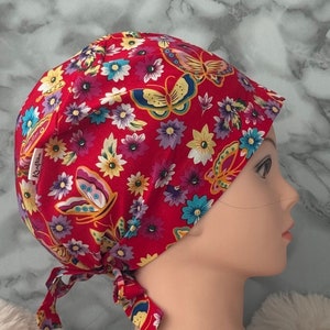 Women's Scrub Caps/Cotton scrubs/Slouchy cap/Surgical caps/Comfy Nurse caps/Medium/Long hair scrub caps Butterfly/Red