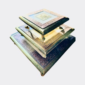 Handgefertigte goldene Minakari Chowki/Bajot/Chaurang für Puja Wohnkultur