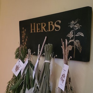 Herb Hanger Drying Rack with 5 Organic Herb Bundles