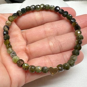 Green Tourmaline bracelet / 4mm faceted cube green tourmaline / dainty green tourmaline bracelet / green gemstone bracelets / love bracelet