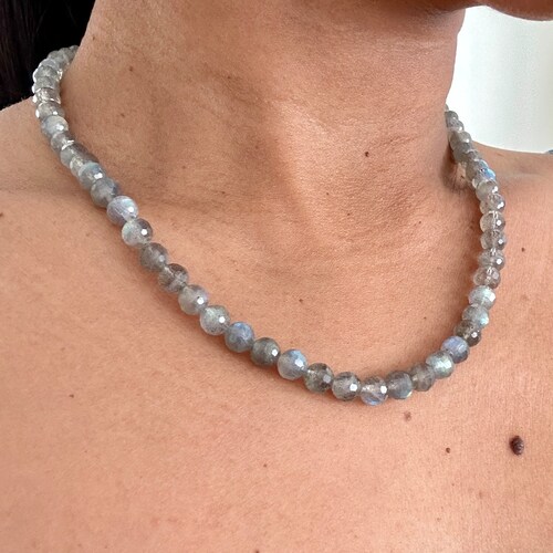 Collier labradorite à facettes, chaîne en or 14 carats, flash bleu intense