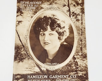 Antique 1920s clothing fashion catalogue Fifth Avenue NYC Hamilton Garmet Company
