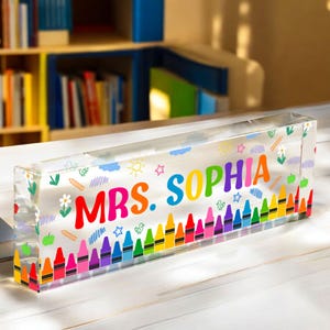 Personalisiertes Lehrer-Zurück zu Schulgeschenk, Schreibtisch-Namensschild-Plakette, Lehrer-Anerkennungsgeschenk, Lehrer-Namensschild, Lehrer-Zeichen für Schreibtisch
