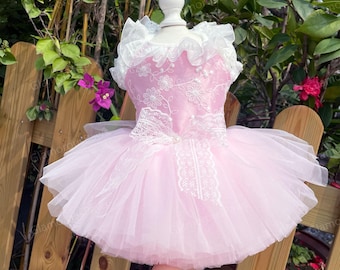 Kundengerechtes Hundehochzeitskleid, rosa Blumen-fantastisches Tutu-Kleid für große Hunde und Katzen, Haustier-Prinzessin-Kostüm-Geburtstags-Outfit-Haustier-Kleidung