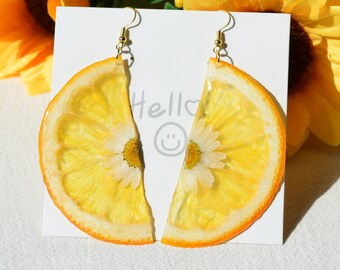 Handgemaakte oranje oorbellen van echt geperst fruit, oorbellen van gedroogde madeliefjeshars, oorbellen van echt fruit, hangoorbellen, verjaardagscadeaus voor vrouwen