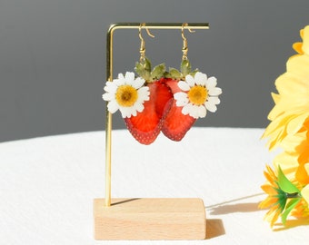 Handmade Real Pressed Strawberry Earrings, Dried Strawberry Daisy Resin Earrings, Fruits Jewelry Dangle Drop Earrings, Birthday Gift for Her