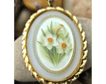 Antique Daffodil Art Pendant: Signed D. Hague Floral Necklace