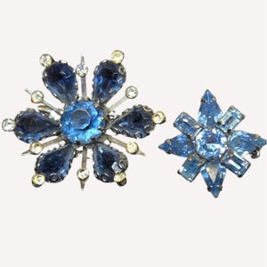 Vtg brooch set Ice blue Navy Glass Rhinestone Starburst Jewelry set MCM