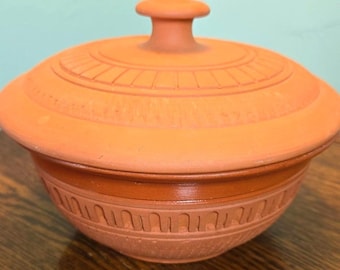 Handcrafted Terracotta Bowl with Lid: Southwestern Decor