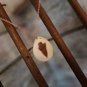 Handmade Agate Arrowhead Necklace: Bird Point Jewelry