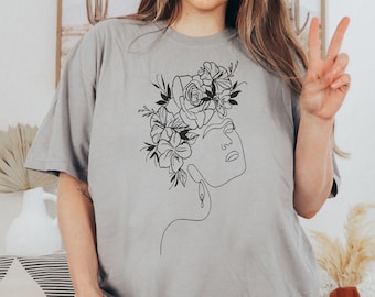Minimalist Frida T Shirt, Line Art Drawing Shirt, Minimalist Sweater, Line Art Flowers Sweatshirt, Feminist Gifts, Minimalist Line Drawing