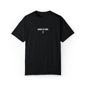 Jesus ist König Shirt für Männer, christliches Shirt der Männer, Jesus Shirt, religiöses Shirt, Glaube Kleidung, christliches Geschenk, Anbetung Shirt Black