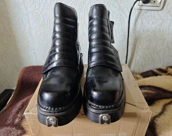 Bottes New Rock vintage EU43