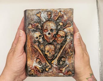 Gothic Junk Journal: Handmade Grimoire Book of Shadows with 3D Skull Cover