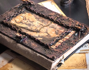 Grimoire Journal: Gothic Schädel Zauberbuch für Witchcraft, Dark Fantasy Liebhaber