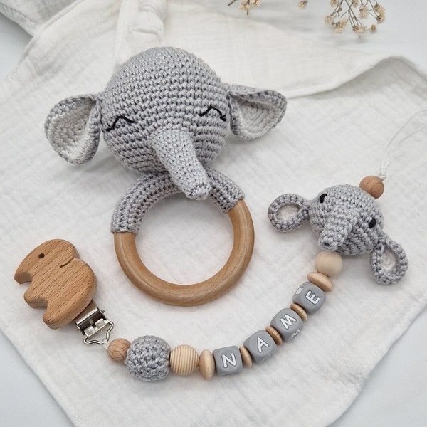 Elefanten Schnullerkette personalisiert, Babyrassel