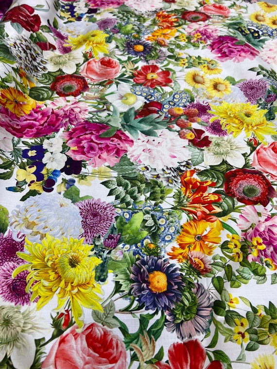 Italian soft cotton premium high quality fabric/ Designer floral print/ Alta moda luxury textile natural fabric by the yard/ Without stretch
