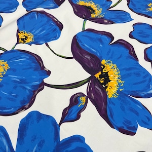 Italian cotton poplin high quality premium fabric/ Designer floral poppies print/ Alta moda luxury textile natural fabric by the yard