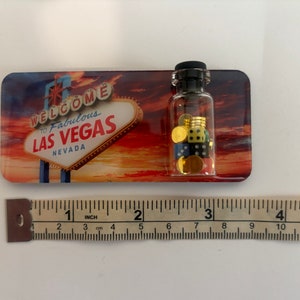 Imán para nevera de Las Vegas con dados y discos de metal