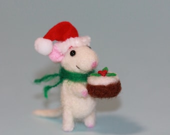 Needle Felted Christmas Mouse: Miniature Wool Figurine with Cake