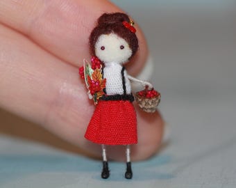 Tiny Christmas Doll: Miniature Figurine for Dollhouse