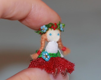Tiny Christmas Doll: Miniature Pompom Figurine for Dollhouse