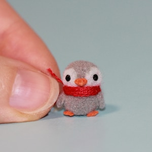 Tiny Penguin Christmas Doll: Soft Sculpture Figurine (0.59 in)