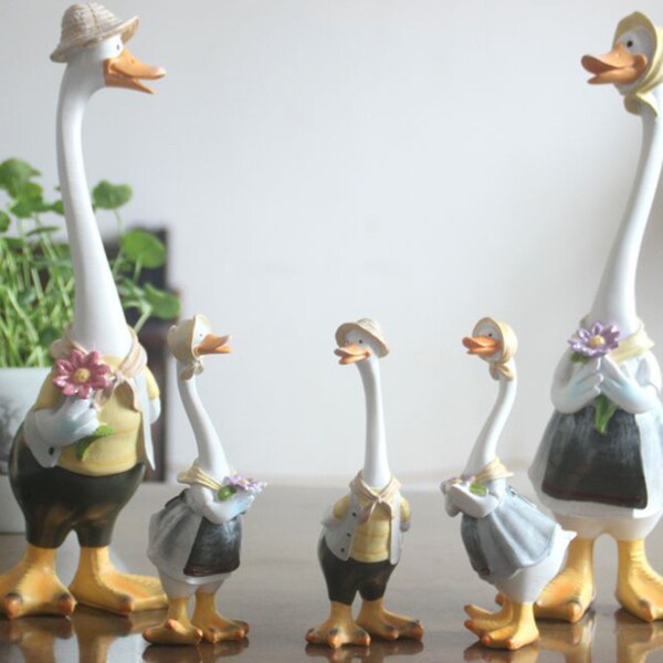 Garden Statue Resin Duck Craft Figurines Duck Family Member Courtyard Ornaments Artwork Animal Sculptures Modern Home Decor