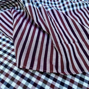 Traditionell thailändsk herrsarong (Pha Khao Ma) - Mångsidigt handvävt tyg för vardagsbruk