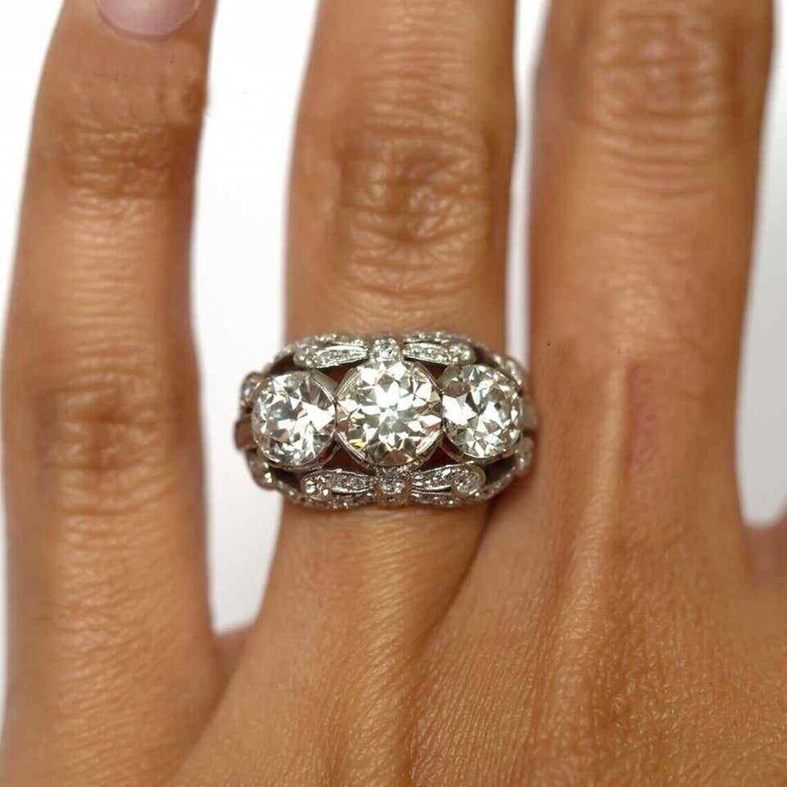 3 stone diamond ring price deals