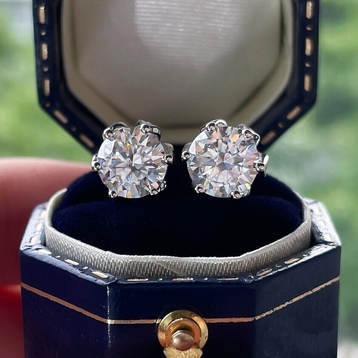 Circa 1920 30 s Vintage 2.00 Ct Round Cut Diamond Stud Earrings