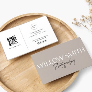 QR-code visitekaartje met logo canva-sjabloon QR-codekaart visitekaartje qr-codesjabloon direct downloaden