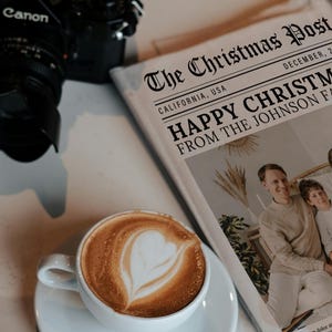 Periódico navideño impreso / Periódico con resumen del año / Boletín de vacaciones imprimible / Tarjeta navideña con foto / Tarjeta navideña
