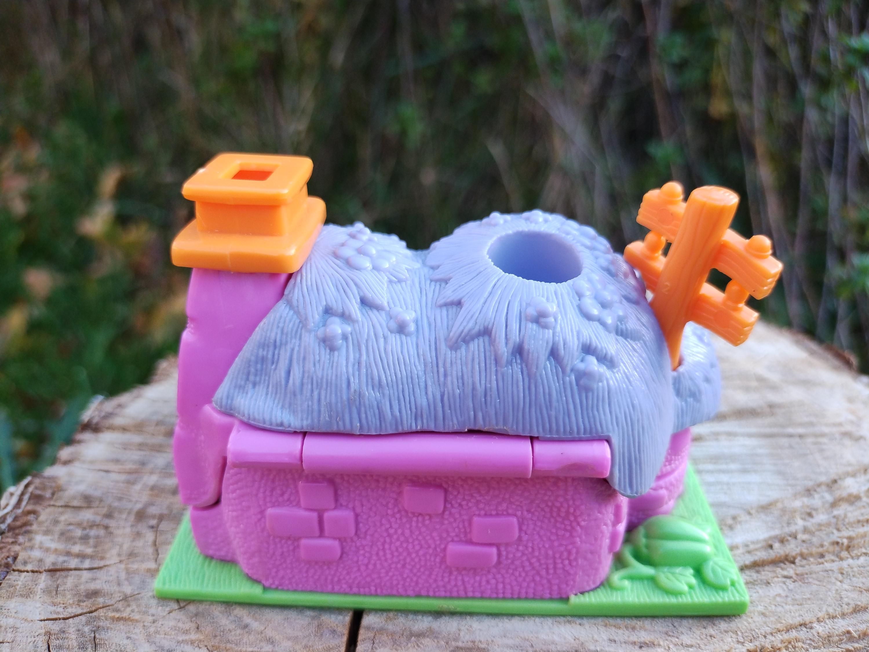 Bluebird Polly Pocket Rabbit House Animal Wonderland Playset W/ Dolls ...