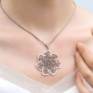 Yaseen Last Ayat and 7 Waw Necklace - Arabic Calligraphy - Islamic Jewelry -Birthday Gift for women - Arabic Necklace for Women