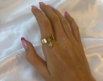 Golden sunny charm ring