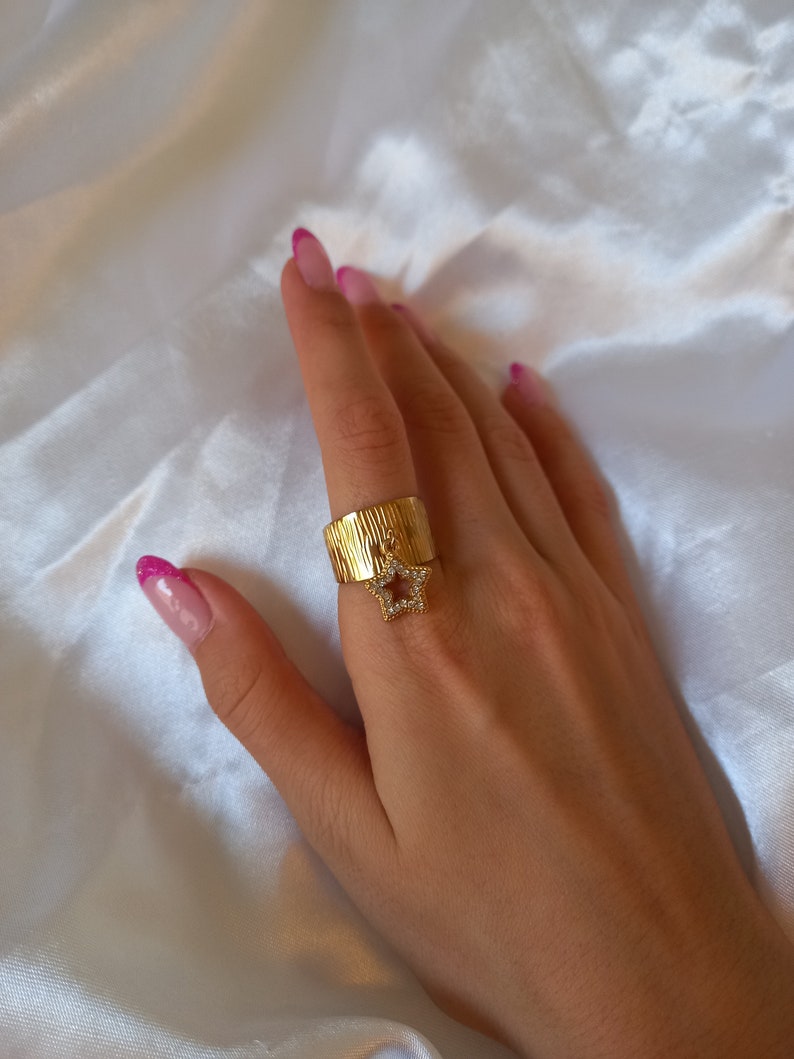 Golden Diana ring image 1