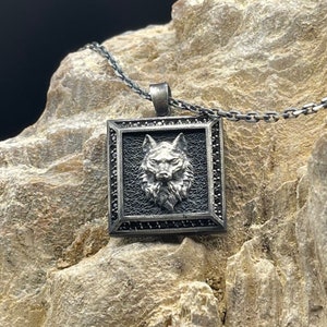 Square Medallion Wolf Necklace, Engraved Animal Pendant Necklace, Wolf Jewelry Gift, Medallion Jewelry, Gothic Jewelry, Punk Necklace