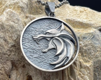 Silver Witcher Necklace, Witcher Medallion Necklace, Geralt Medallion Necklace, Gaming Lover Gift, Gamer Gift, Gothic Men Necklace
