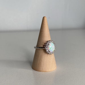 Sterling Silver Oval Opal Ring "Anastasia" - NuBeautie.co