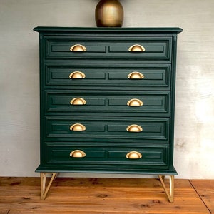 Green chest of drawers with gold accents | Chest of drawers with drawers | Deer green chest of drawers | Unique | One-of-a-kind