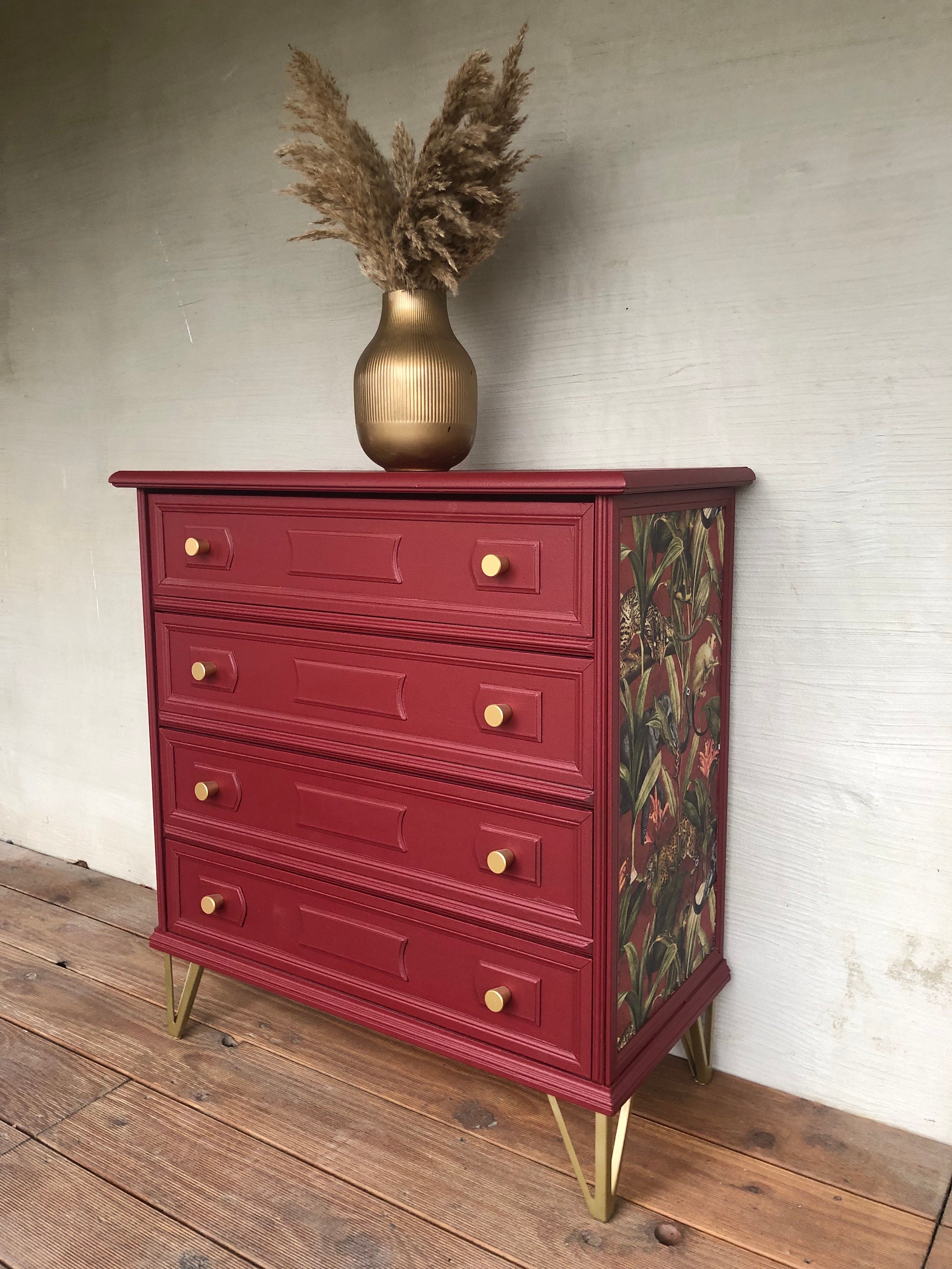 Red Vintage Chest of Drawers With Gold Accents, Red Retro Chest of Drawers, Small Chest of Drawers for the Entryway, Decoration, Unique Piece - Etsy Red Vintage Chest of Drawers With Gold Accents, Red Retro Chest of Drawers, Small Chest of Drawers for the Entryway, Decoration, Unique Piece - Etsy