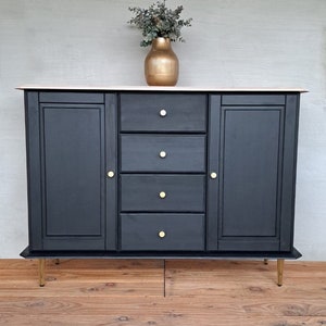 Black chest of drawers in industrial style | Chest of drawers with drawers | Industrial chest of drawers | Dresser with gold accents |